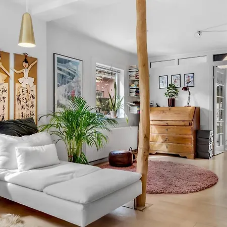 2 Bedroom Cozy In S *